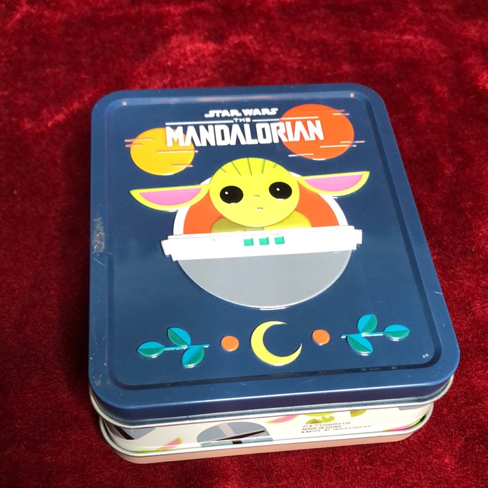 Star Wars Mandalorian Tin Box